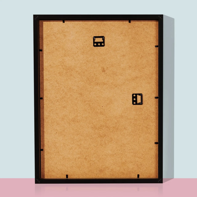 Zdjęcie i Podpis: Młodsza Nie Będziesz - Wydruk Obramowany | SK